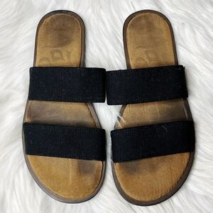 Casual Double Strap Flat Sandals Black & Tan Size 6